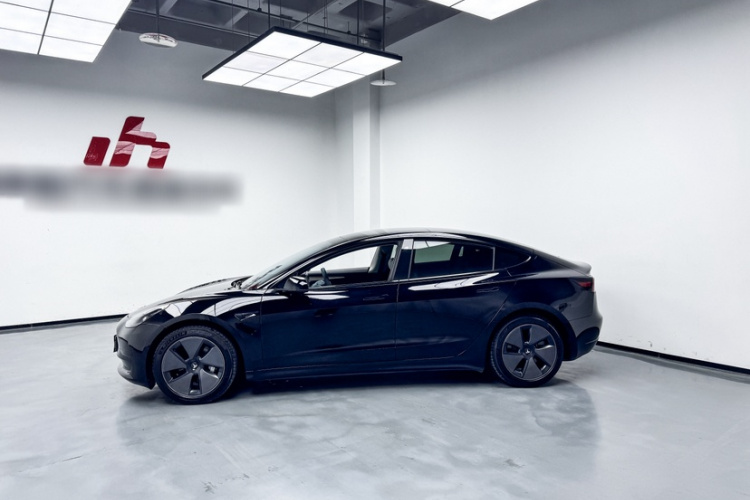 特斯拉 Model 3 2022款 后轮驱动版车身外观6002