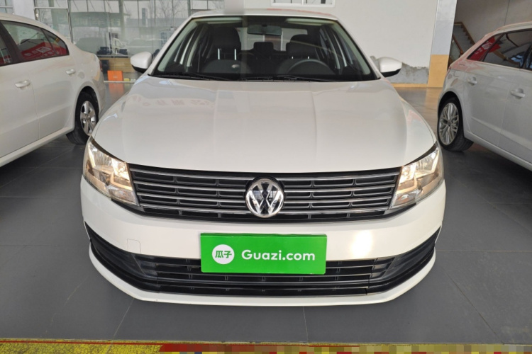 大众 朗逸 2017款 1.6L 手动风尚版车身外观2