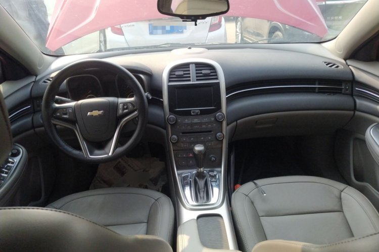 雪佛兰 迈锐宝 2014款 2.0L 自动豪华版中控内饰12