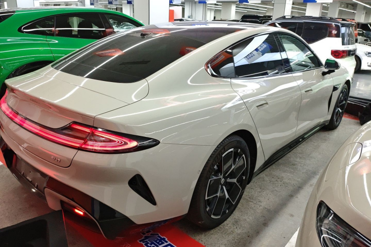 小米汽车 小米SU7 2024款 后驱长续航智驾版车身外观7