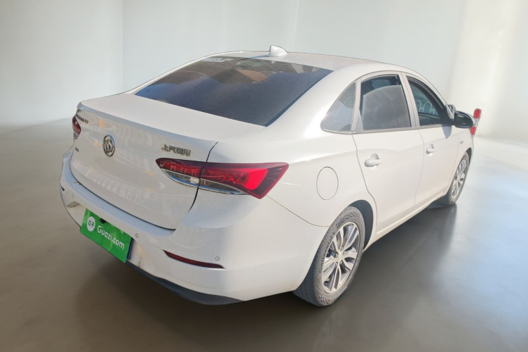 别克 英朗 2018款 18T 自动精英型车身外观7