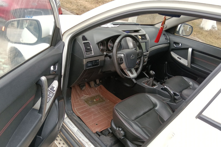 吉利汽车 吉利GX7 2015款 经典版 1.8L 手动精英型 国V中控内饰20