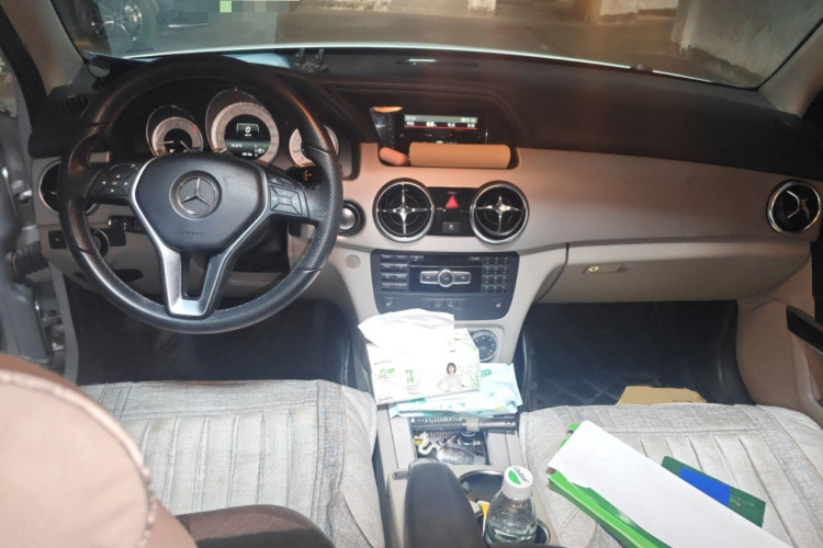 奔驰GLK级 2013款 改款 GLK 300 4MATIC 时尚型中控内饰7002