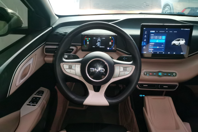 比亚迪 海鸥 2025款 智驾版 305km 活力版中控内饰13