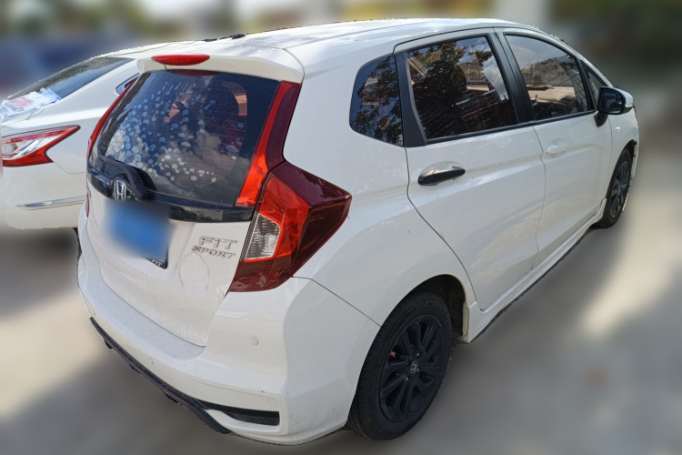 本田 飞度 2018款 1.5L CVT潮跑+版车身外观6005