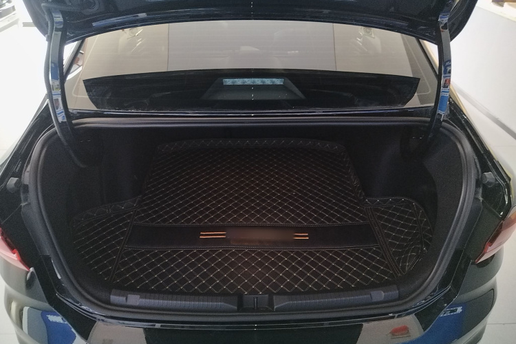 大众 朗逸 2024款 1.5L 自动星空五百万版机舱底盘23