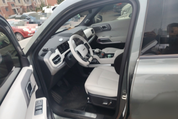 方程豹 钛3 2025款 501KM 四驱智驾Ultra版局部细节19