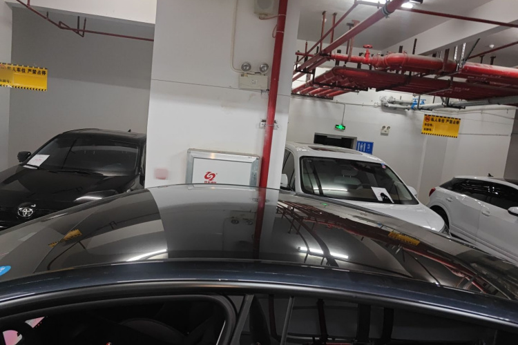 特斯拉 Model Y 2025款 长续航全轮驱动 首发版局部细节57