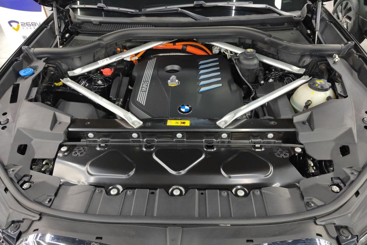 宝马X5新能源(进口) 2021款 改款 xDrive45e M运动套装机舱底盘24