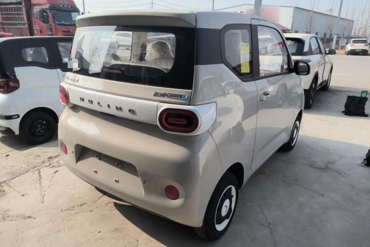 五菱汽车 宏光MINIEV 2024款 第三代 215km 青春版车身外观7