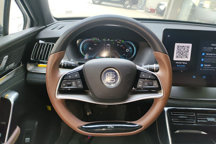 比亚迪 唐新能源 2021款 DM-i 112KM 尊荣型中控内饰13