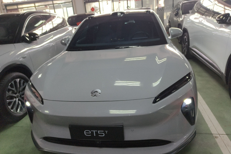 蔚来ET5T 2024款 75kWh Touring车身外观2