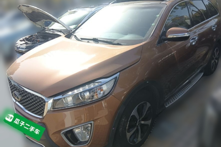 起亚 2015款 索兰托L 2.4L 汽油4WD精英版 5座 国V车身外观1