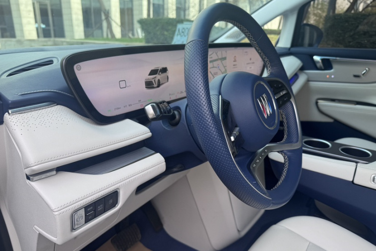 别克GL8新能源 2024款 陆尊 奢享版 6座中控内饰7006