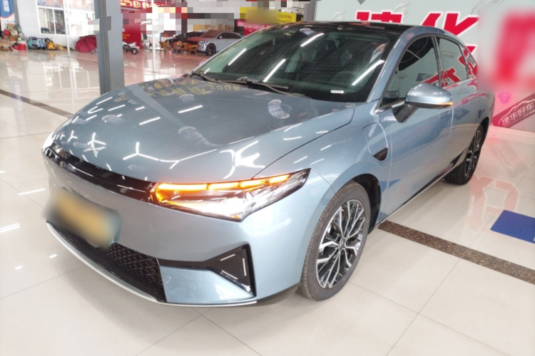 小鹏P5 2022款 460E+车身外观1