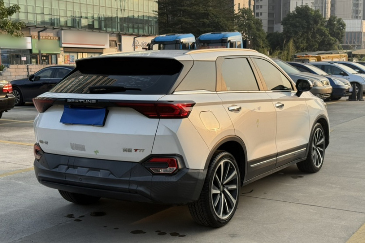 奔腾T77 2019款 230 TID 自动豪华型 国V车身外观6002