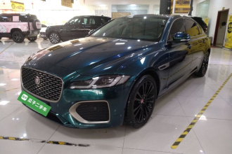 捷豹XFL 2024款 2.0T P250 两驱尊享豪华版