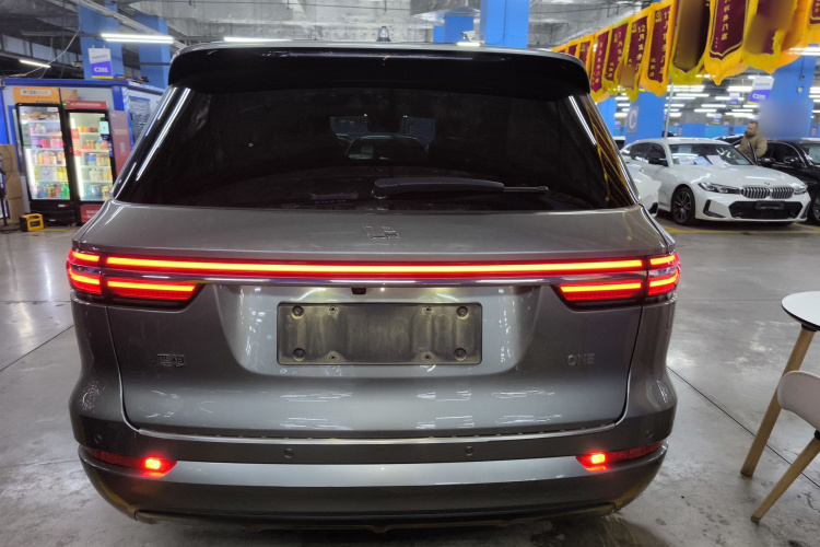 理想汽车 理想ONE 2021款 增程6座版车身外观6004