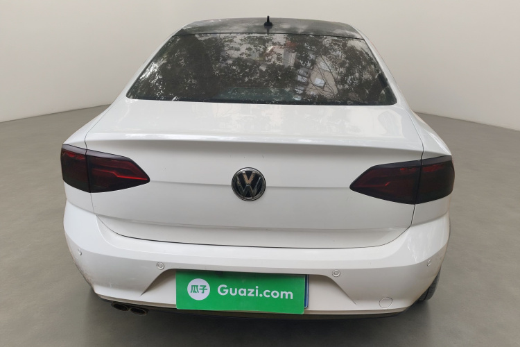 大众 凌渡 2015款 230TSI 手动风尚版车身外观6