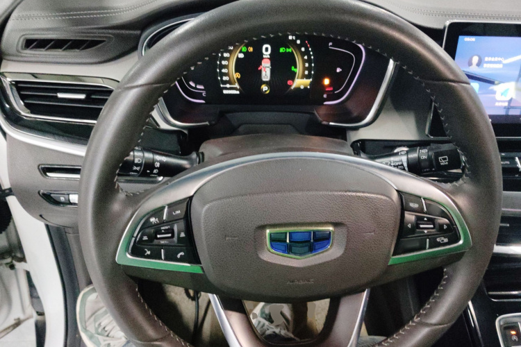 吉利汽车 嘉际 2019款 1.5TD MHEV DCT臻享型中控内饰13
