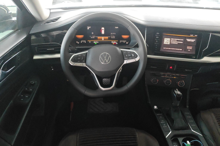 大众 帕萨特 2022款 280TSI 商务版中控内饰13