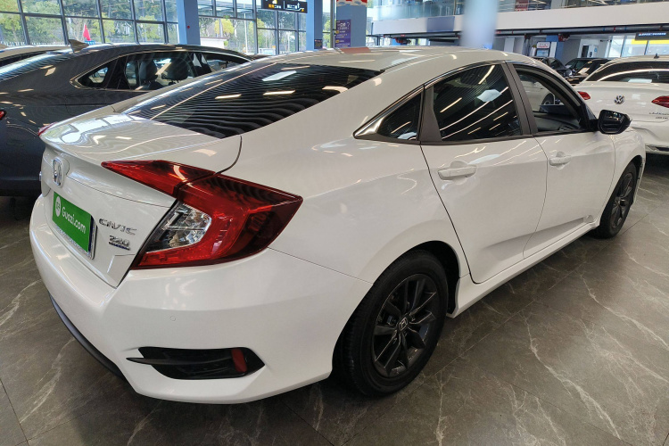 本田 思域 2019款 220TURBO CVT劲动版 国VI车身外观6005