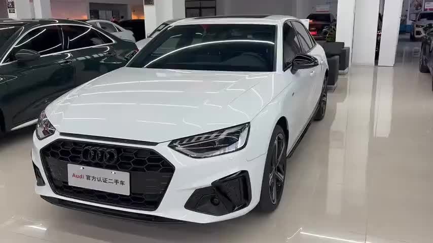 奥迪A4L 2024款 40 TFSI 豪华动感型实拍1