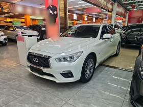 英菲尼迪Q50L 2022款 2.0T 舒适版