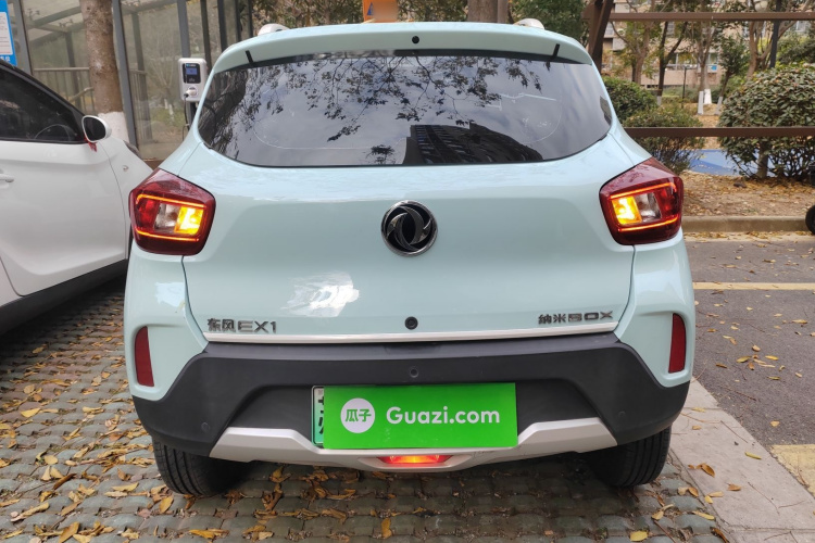 东风纳米EX1 2022款 PRO 悦骋型车身外观6