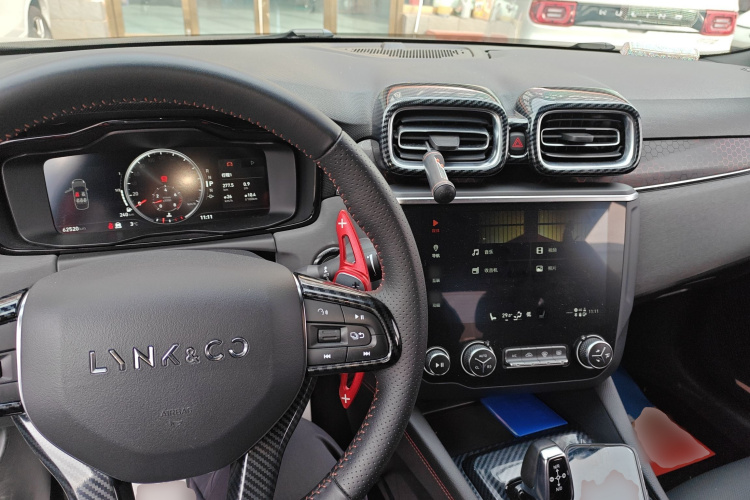 领克03 2019款 1.5TD DCT劲版 国VI中控内饰12