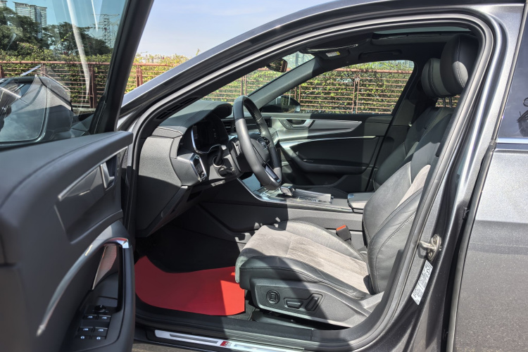 奥迪A6L 2020款 45 TFSI 臻选动感型中控内饰7003