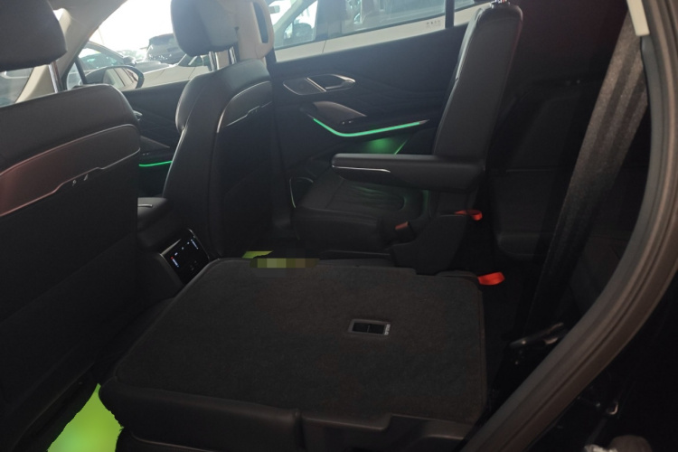 红旗HS7 PHEV 2024款 2.0T PHEV 四驱旗畅版 6座中控内饰21