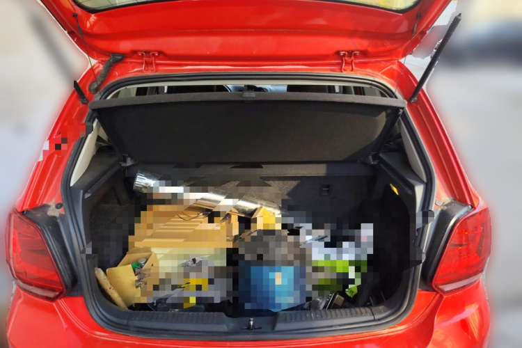 大众 Polo 2014款 1.4L 手动风尚版中控内饰23