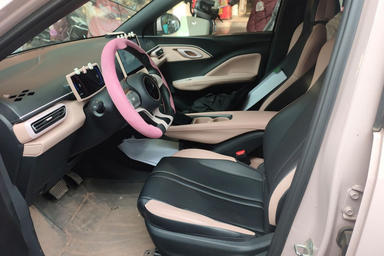 比亚迪 海鸥 2024款 荣耀版 305km 活力版中控内饰19