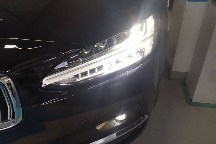 沃尔沃S90 2025款 B5 智雅豪华版局部细节36