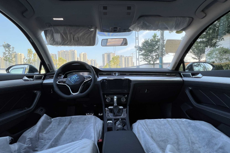 大众 迈腾 2023款 200万辆纪念版 280TSI DSG舒适型中控内饰7001