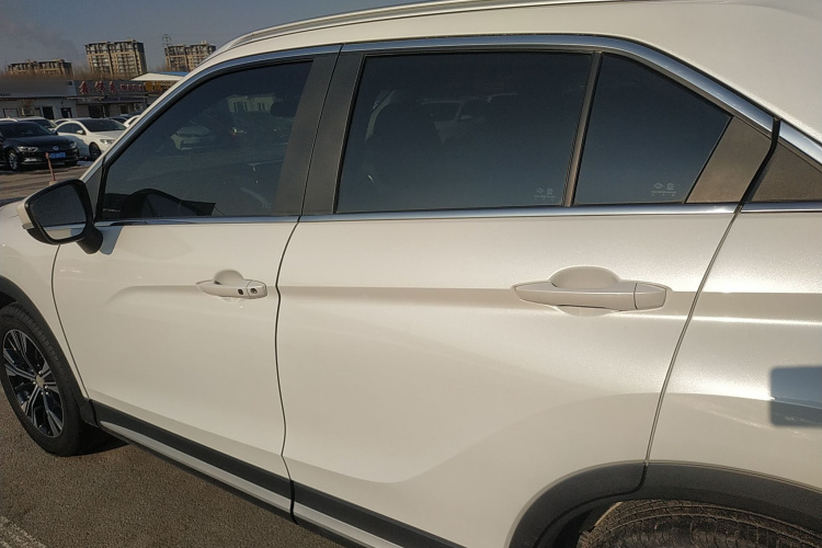 三菱 奕歌 2019款 1.5T CVT两驱梦想版 国VI车身外观4