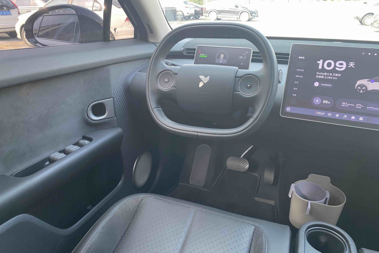 firefly萤火虫 2025款 发光版中控内饰7015