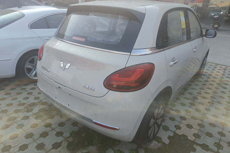 五菱汽车 五菱缤果 2024款 333km 悦享款车身外观7