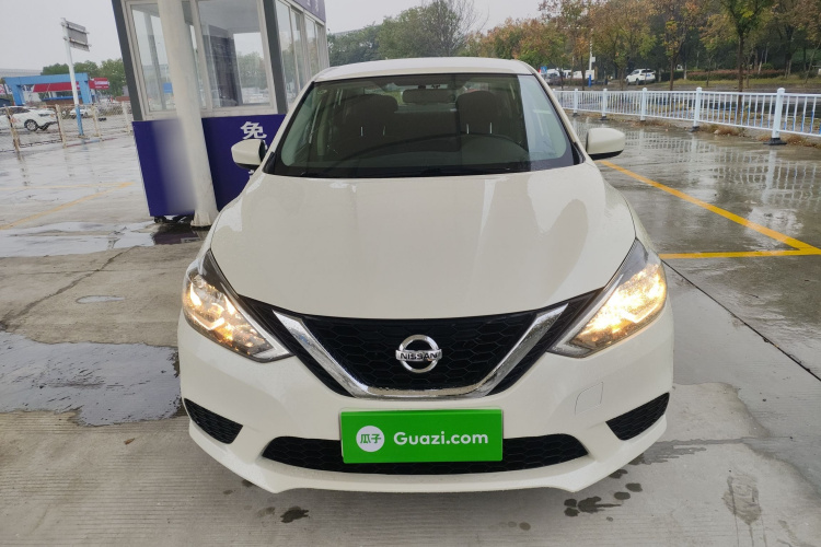 日产 轩逸 2022款 经典 1.6XE CVT舒适版车身外观2