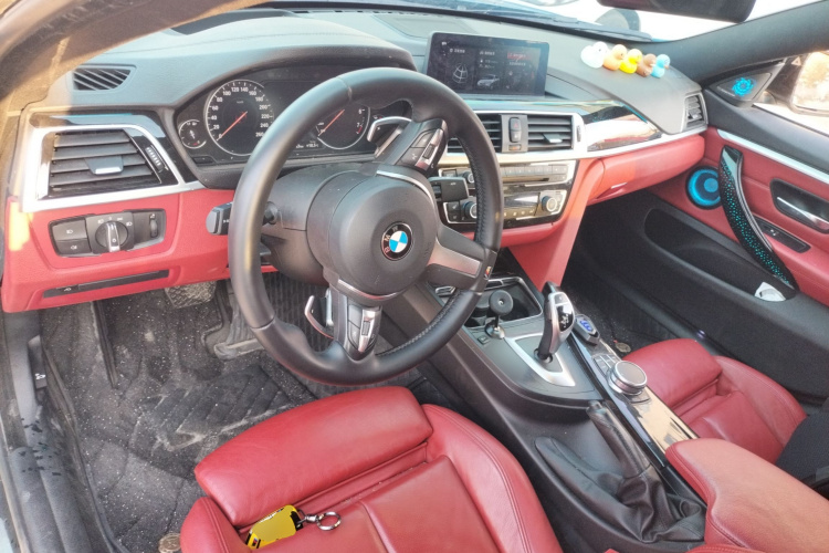 宝马4系 2019款 430i Gran Coupe M运动曜夜版中控内饰12