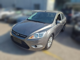 福特 福克斯 2013款 三厢经典 1.8L 自动基本型