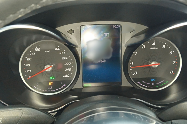 奔驰C级 2019款 C 260 运动版局部细节14