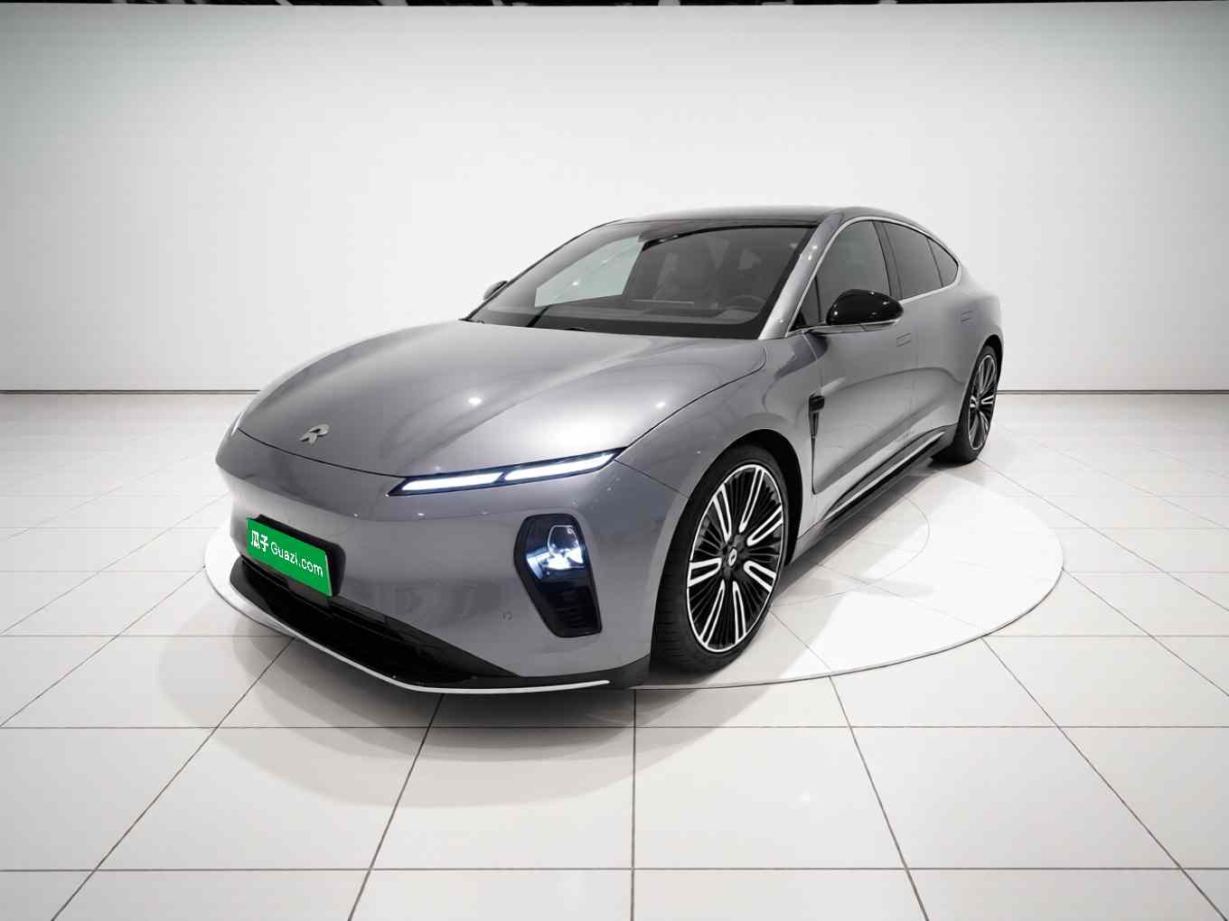 蔚来ET9 2025款 102kWh 签名版(2)