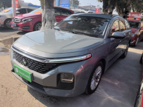 宝骏RC-5 2020款 RC-5W 1.5T CVT智耀豪华型