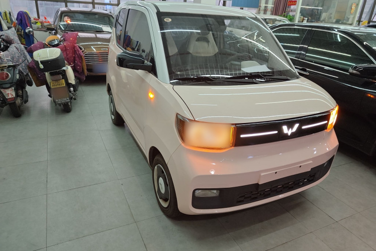 五菱汽车 宏光MINIEV 2022款 马卡龙臻享款 磷酸铁锂车身外观3