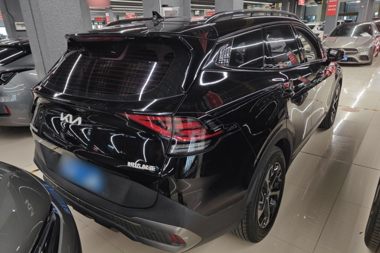 起亚 狮铂拓界 2023款 1.5T 两驱尊贵版车身外观6005