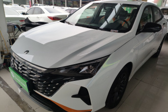 东风风神 奕炫 2023款 马赫版 1.5L 自动追影版