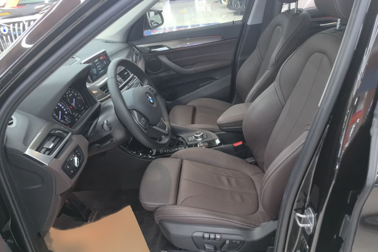 宝马X1新能源 2019款 xDrive25Le 里程升级版局部细节19