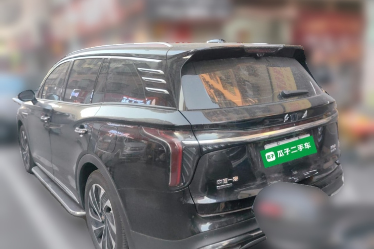 红旗HS7 PHEV 2024款 2.0T PHEV 四驱旗畅版 7座车身外观5